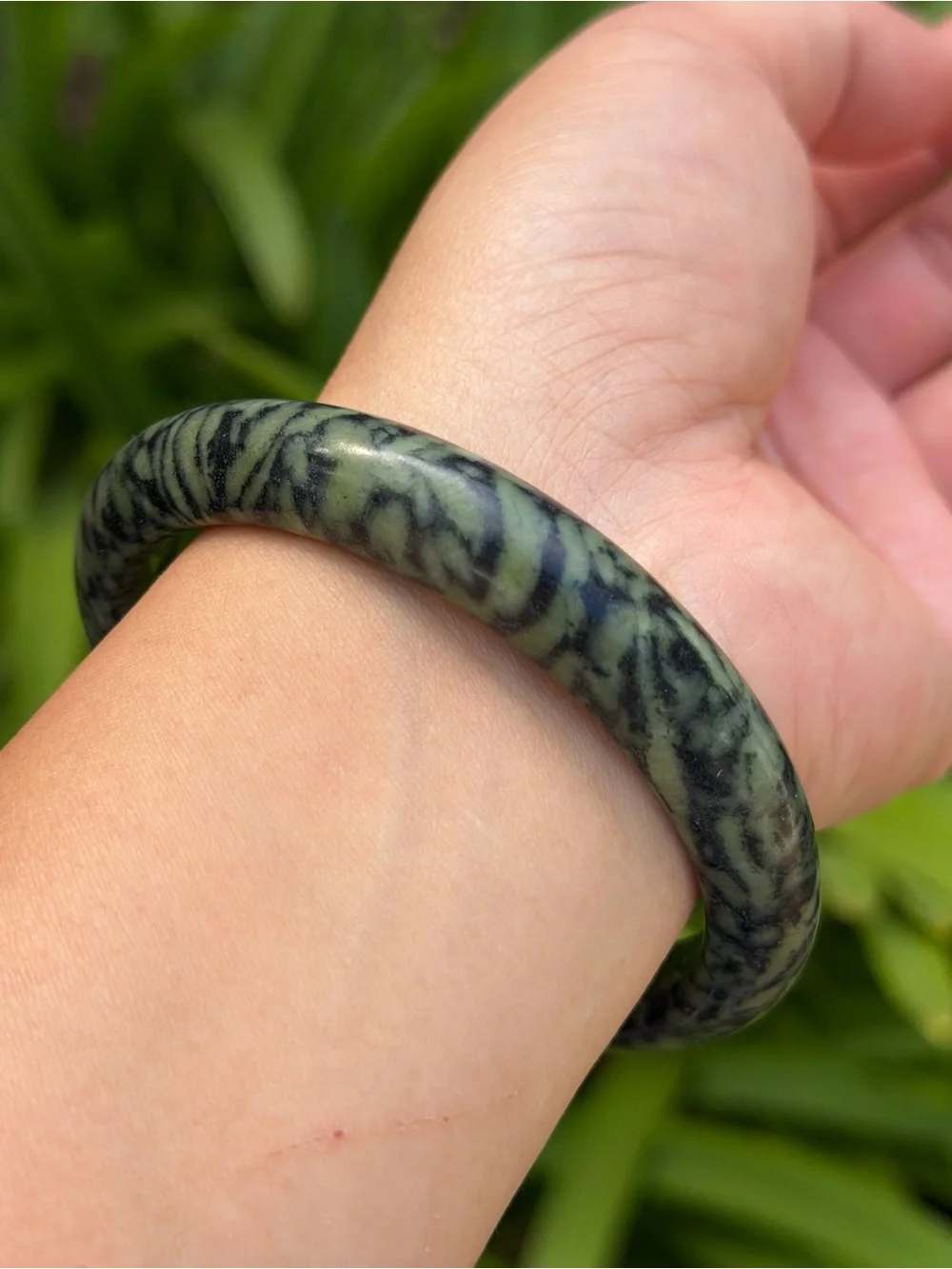 63mm inner diameter leopard skin xiuyu jade bangle 1735